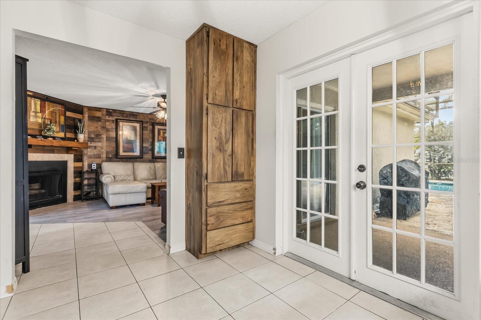 3799 SUTTERS MILL CIR