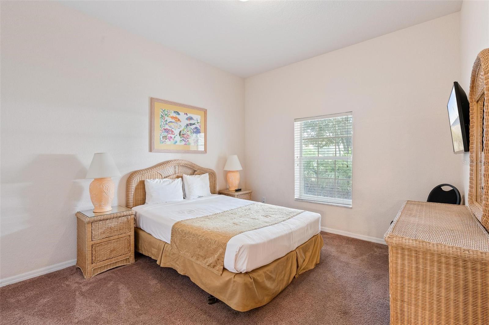 602 GRAN BAHAMA BLVD #602