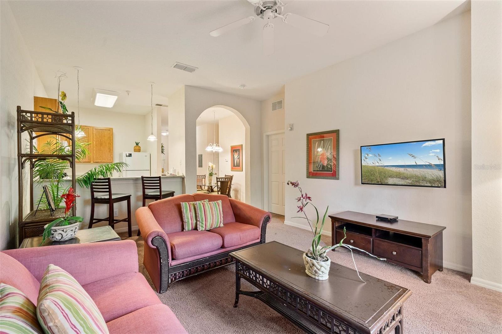 602 GRAN BAHAMA BLVD #602