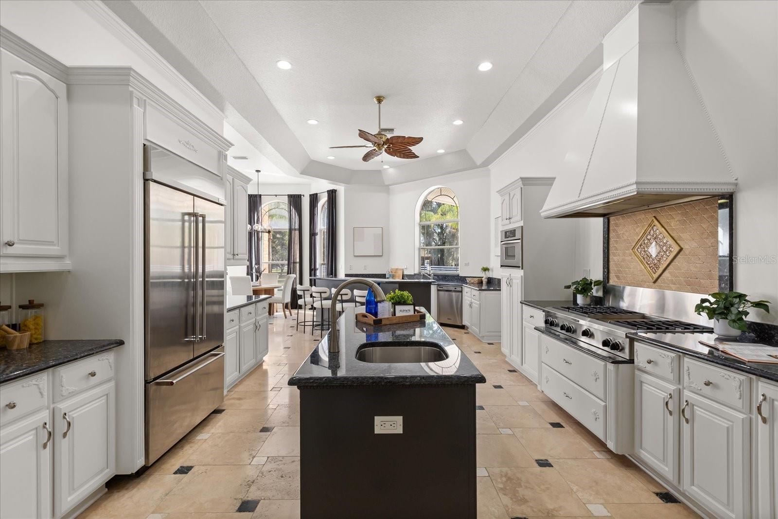 1501 LAKE MARKHAM RD