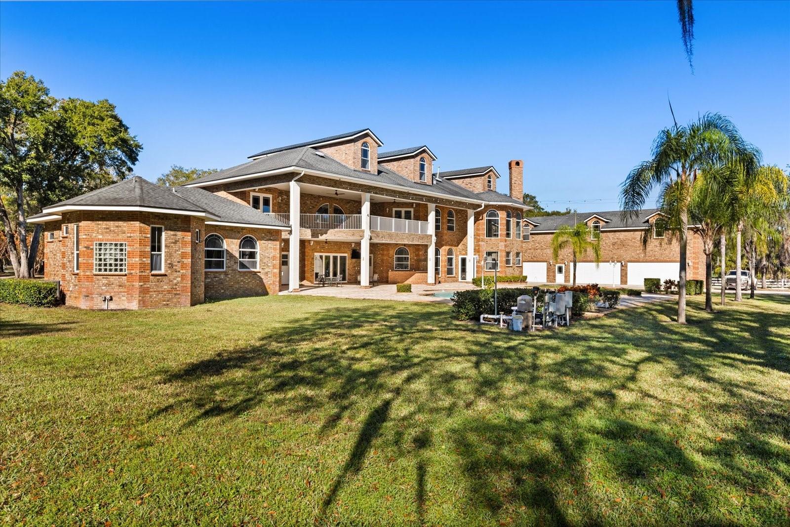 1501 LAKE MARKHAM RD