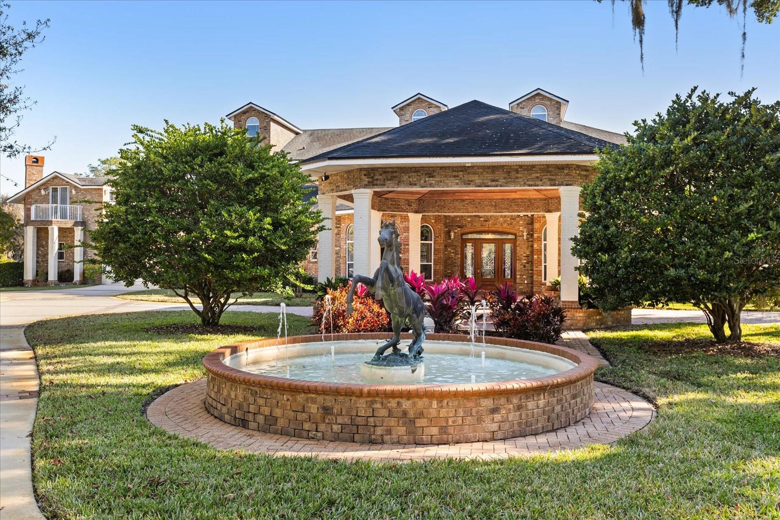 1501 LAKE MARKHAM RD