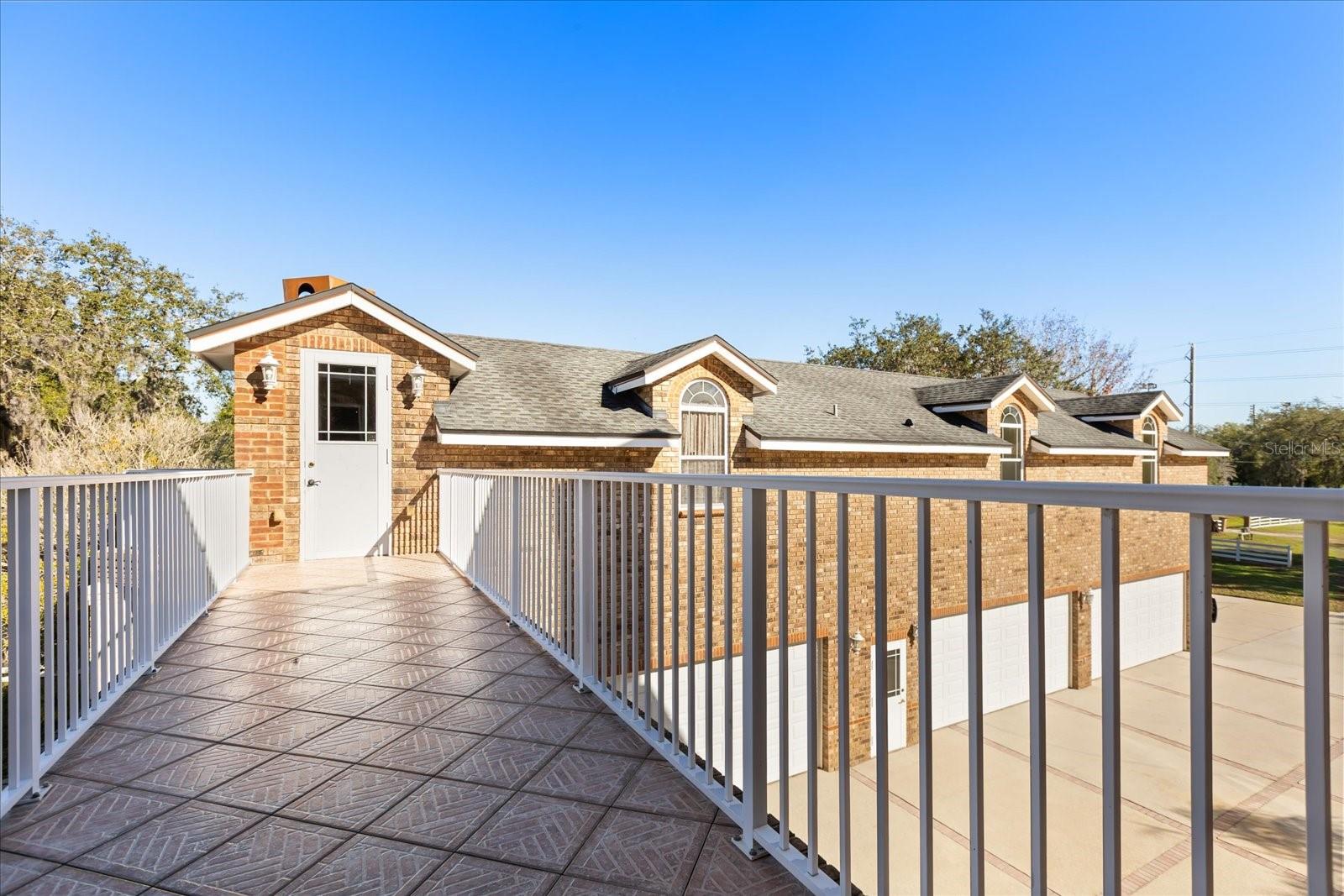 1501 LAKE MARKHAM RD