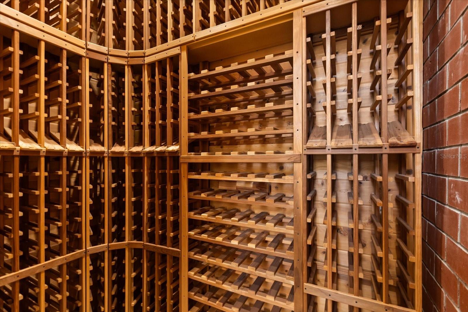 1501 LAKE MARKHAM RD