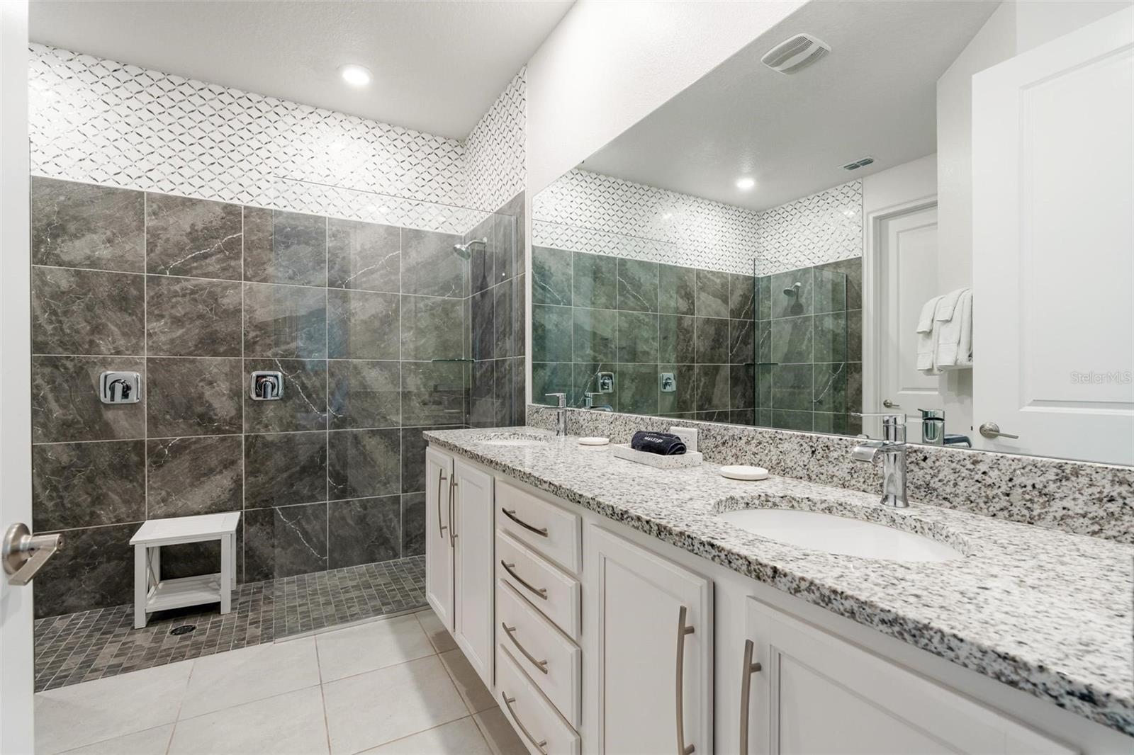 740 DESERT MOUNTAIN CT