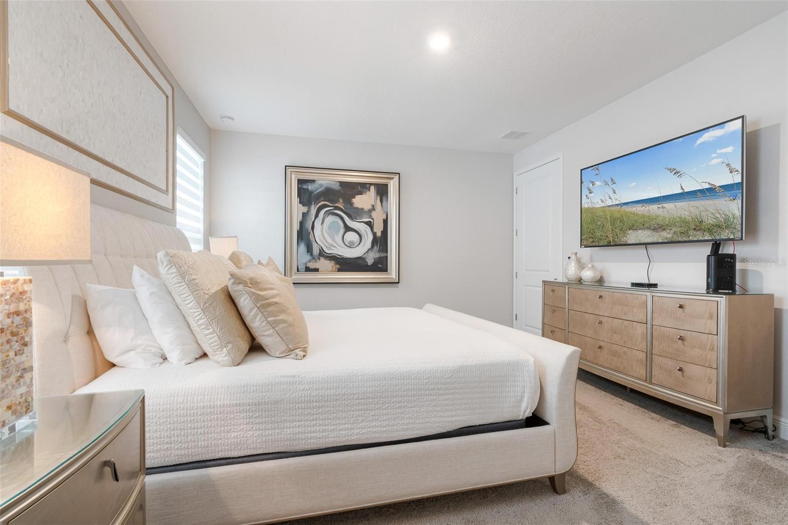 740 DESERT MOUNTAIN CT