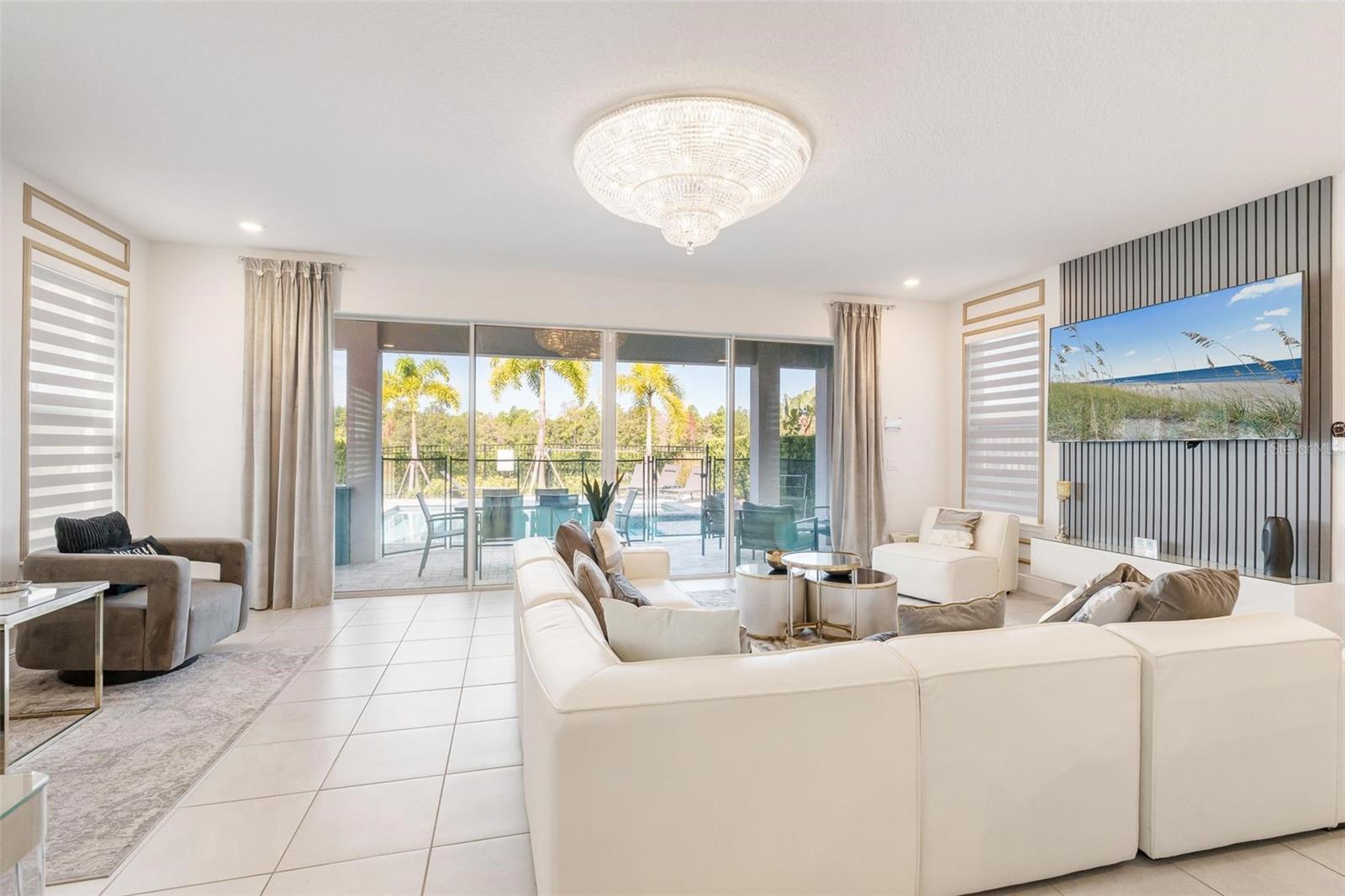 740 DESERT MOUNTAIN CT