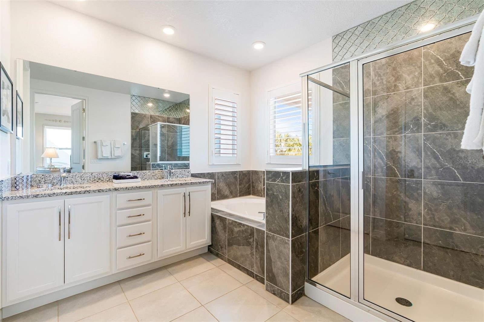 740 DESERT MOUNTAIN CT