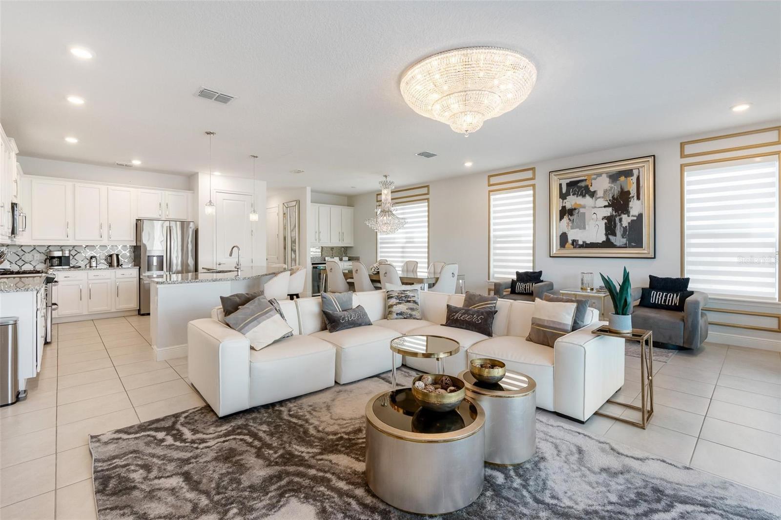 740 DESERT MOUNTAIN CT