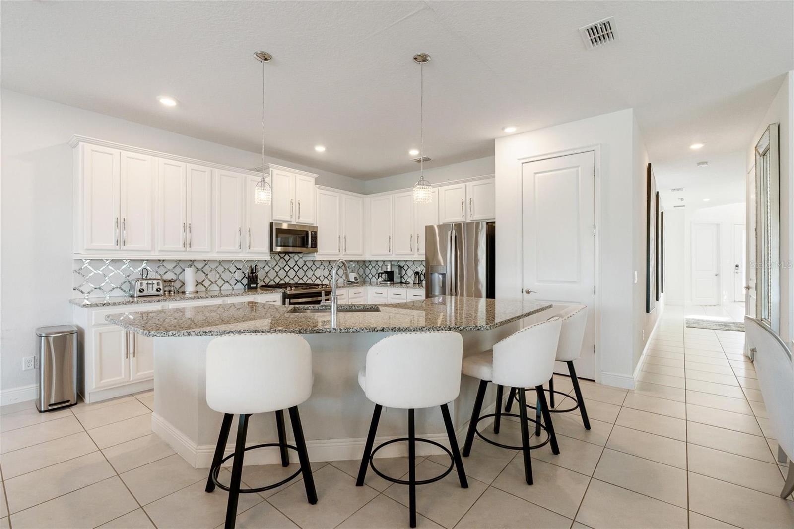 740 DESERT MOUNTAIN CT