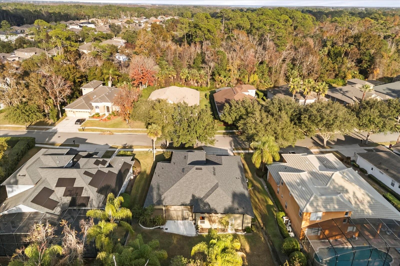 5586 WHISPERING WOODS PT