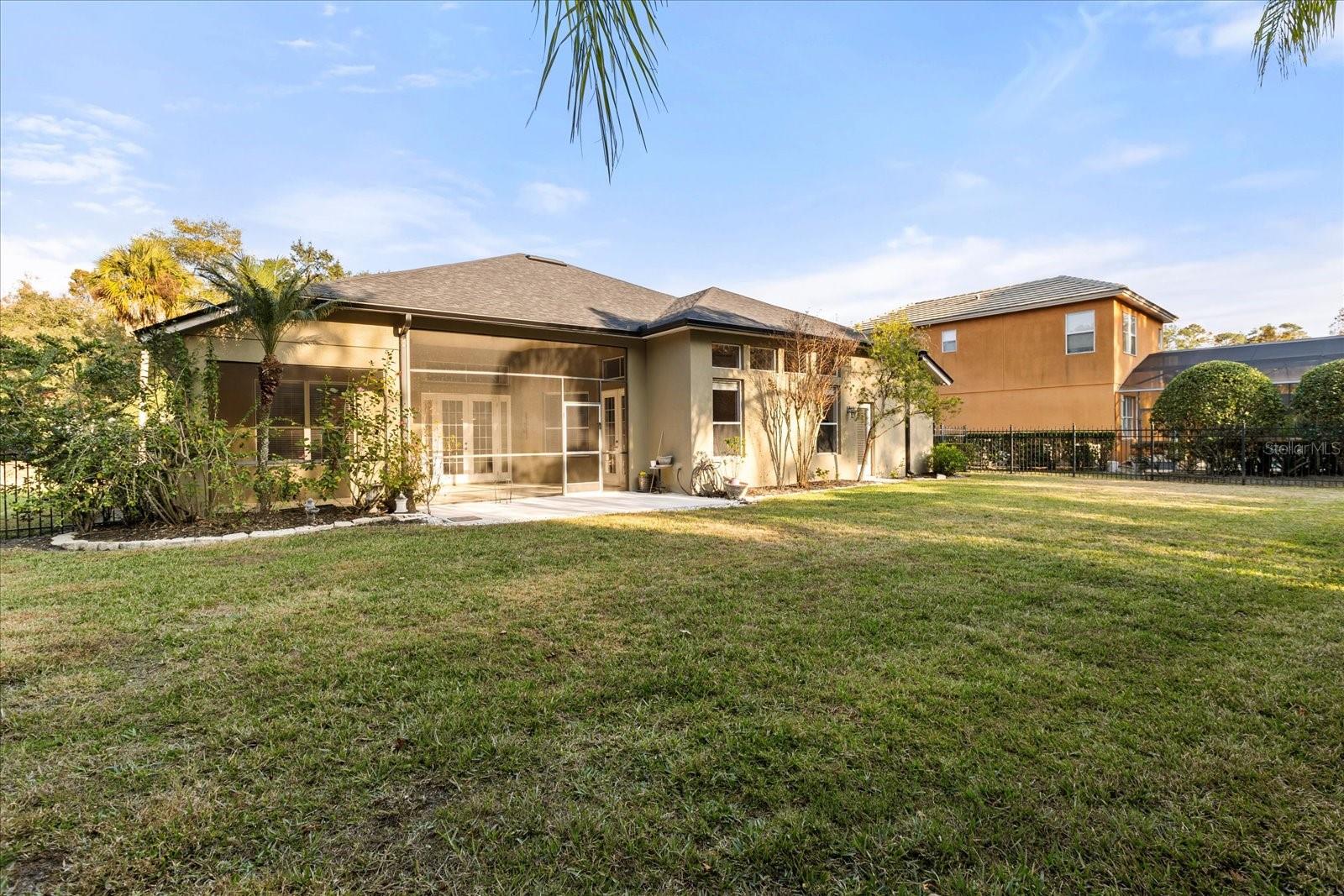 5586 WHISPERING WOODS PT