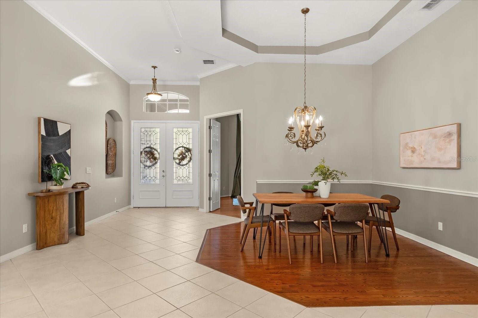 5586 WHISPERING WOODS PT