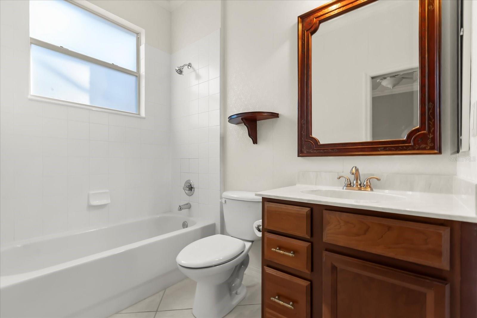 5586 WHISPERING WOODS PT