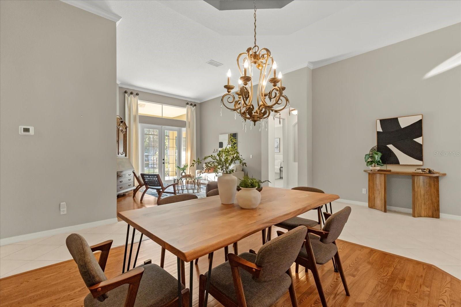 5586 WHISPERING WOODS PT