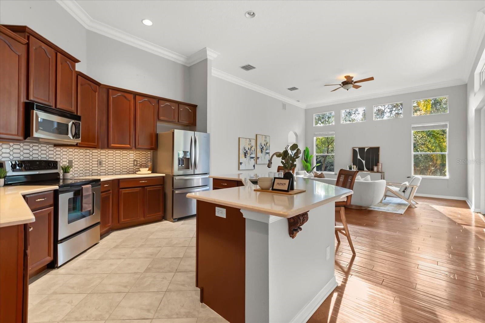 5586 WHISPERING WOODS PT