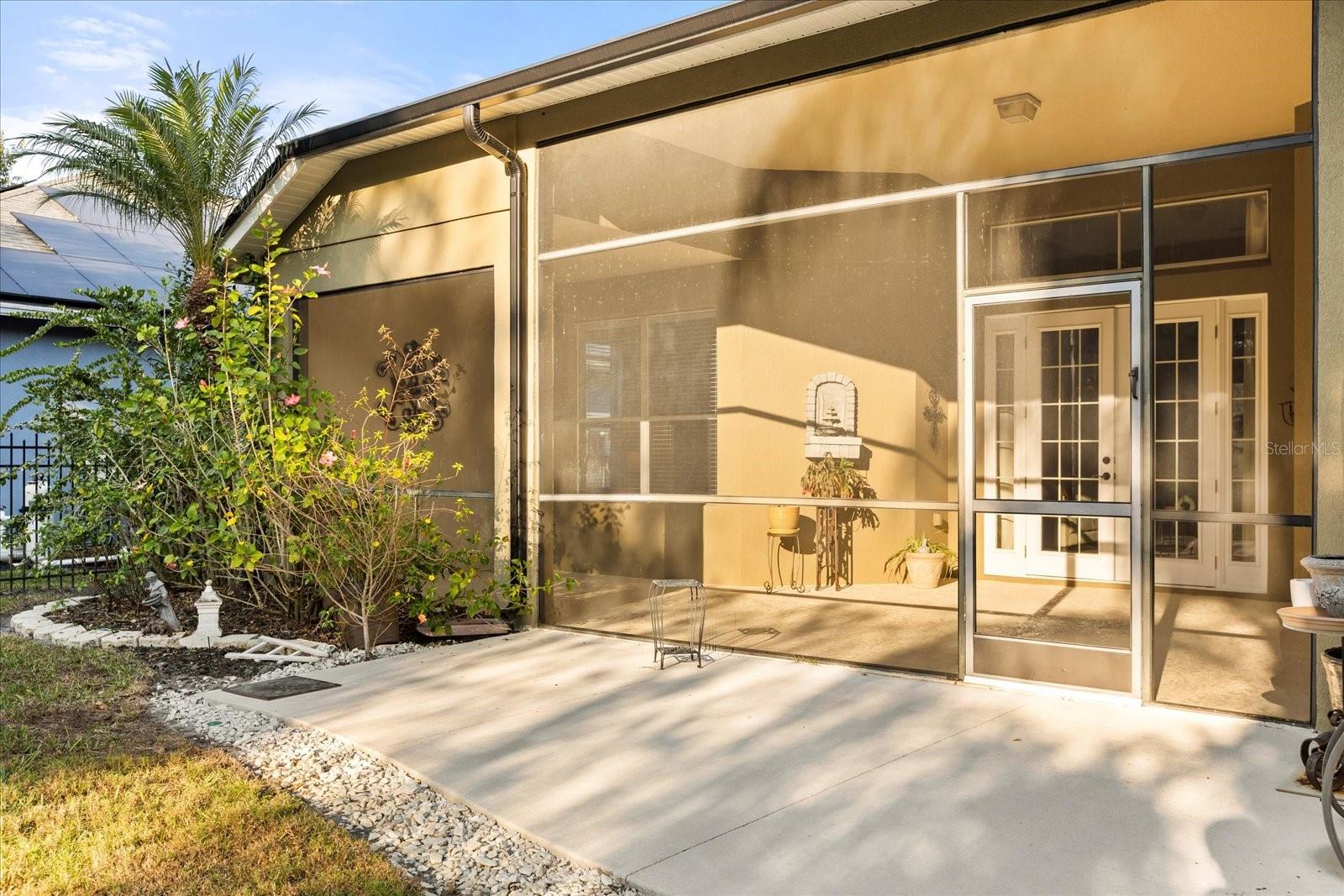 5586 WHISPERING WOODS PT