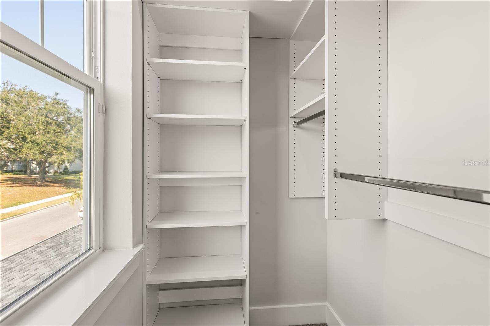 1185 WILDER OAKS WAY