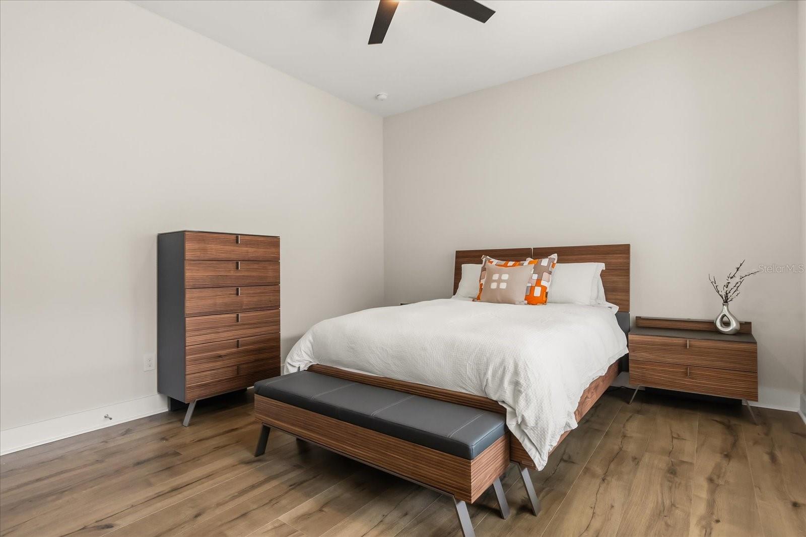 1185 WILDER OAKS WAY