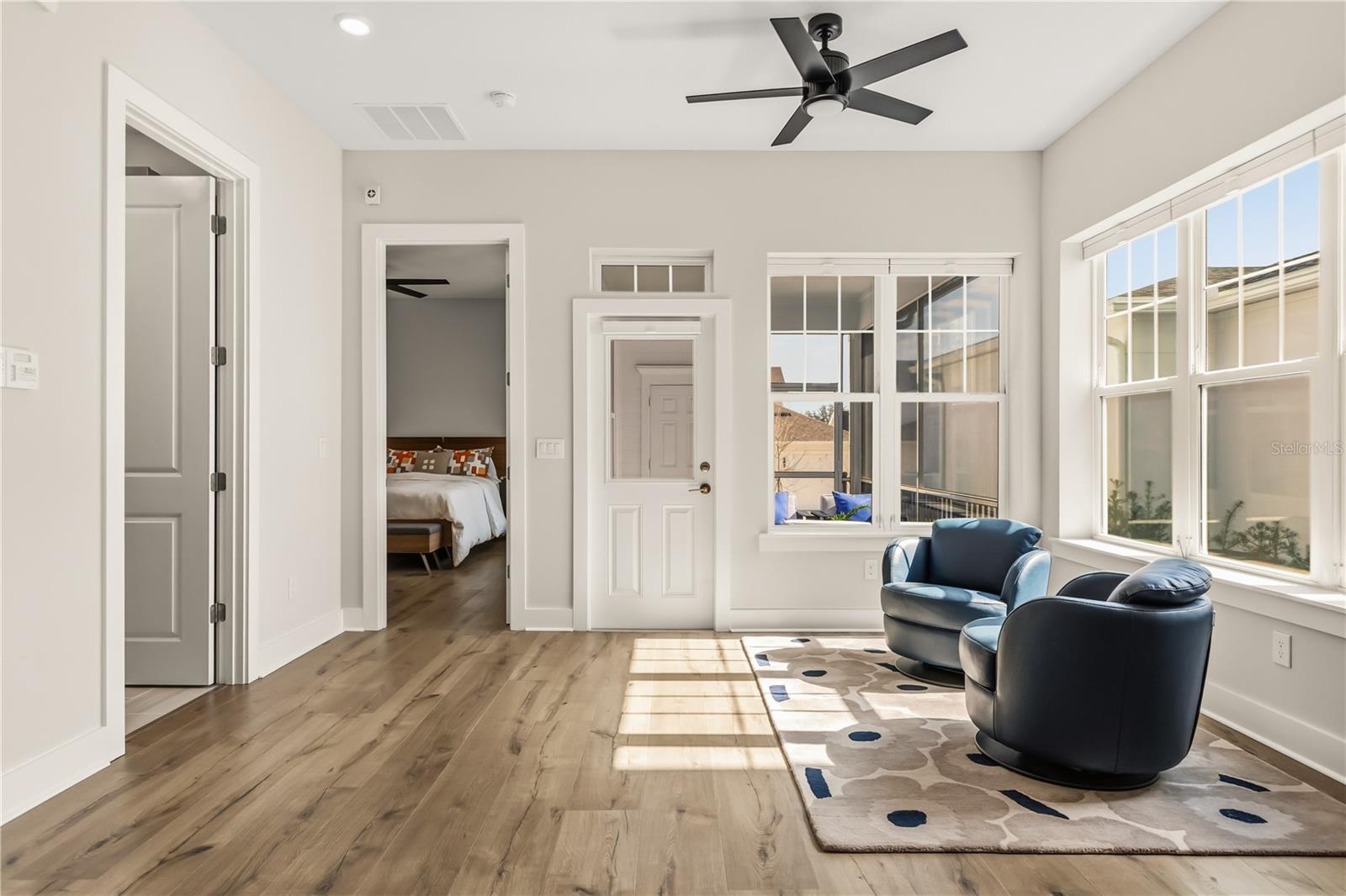 1185 WILDER OAKS WAY