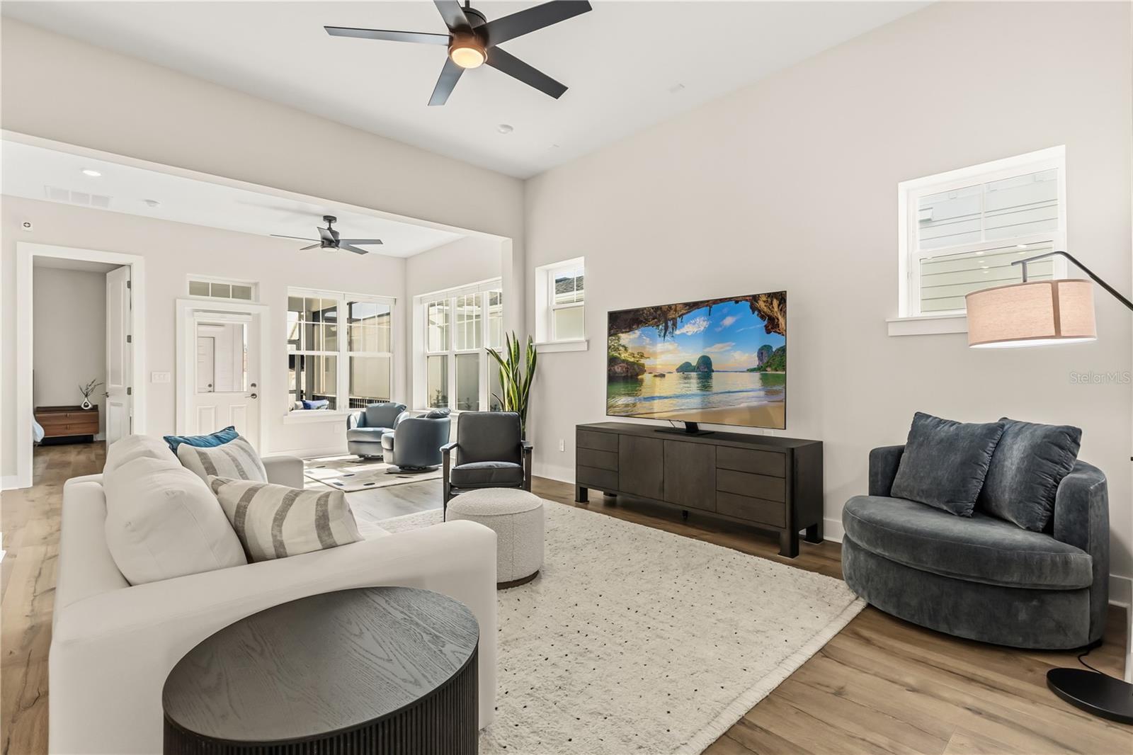 1185 WILDER OAKS WAY