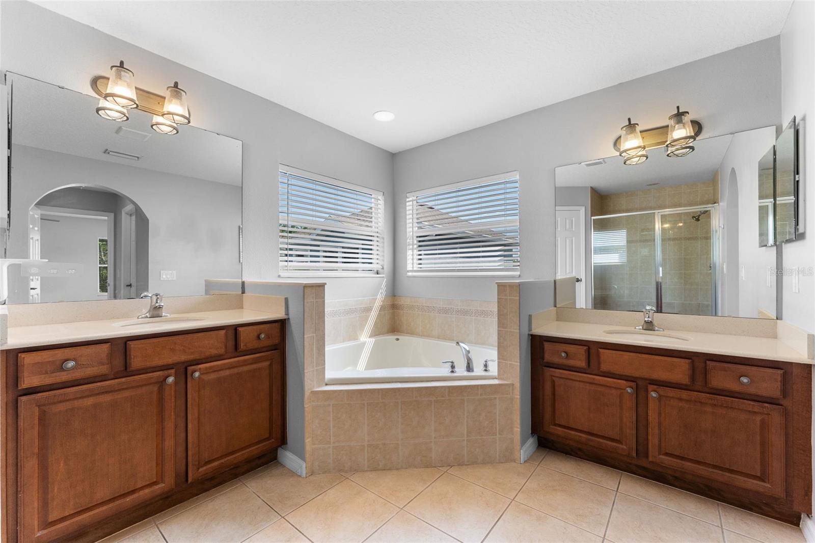 14835 OLD THICKET TRCE