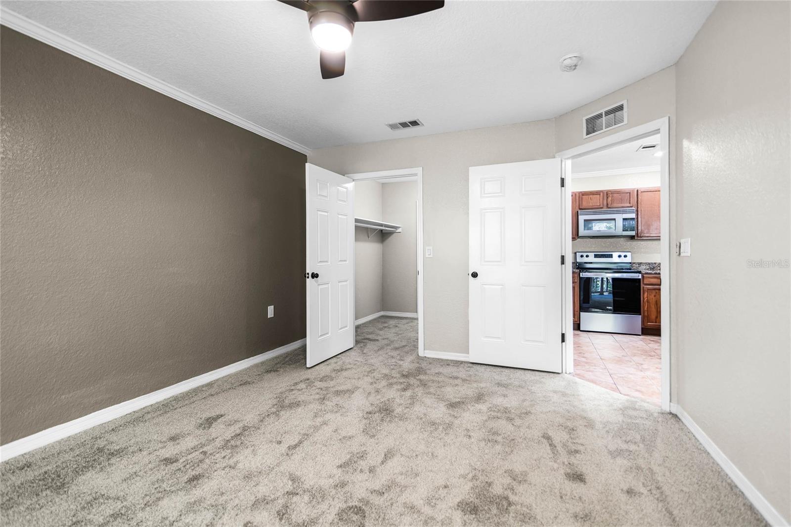 4600 E MOODY BLVD #9N