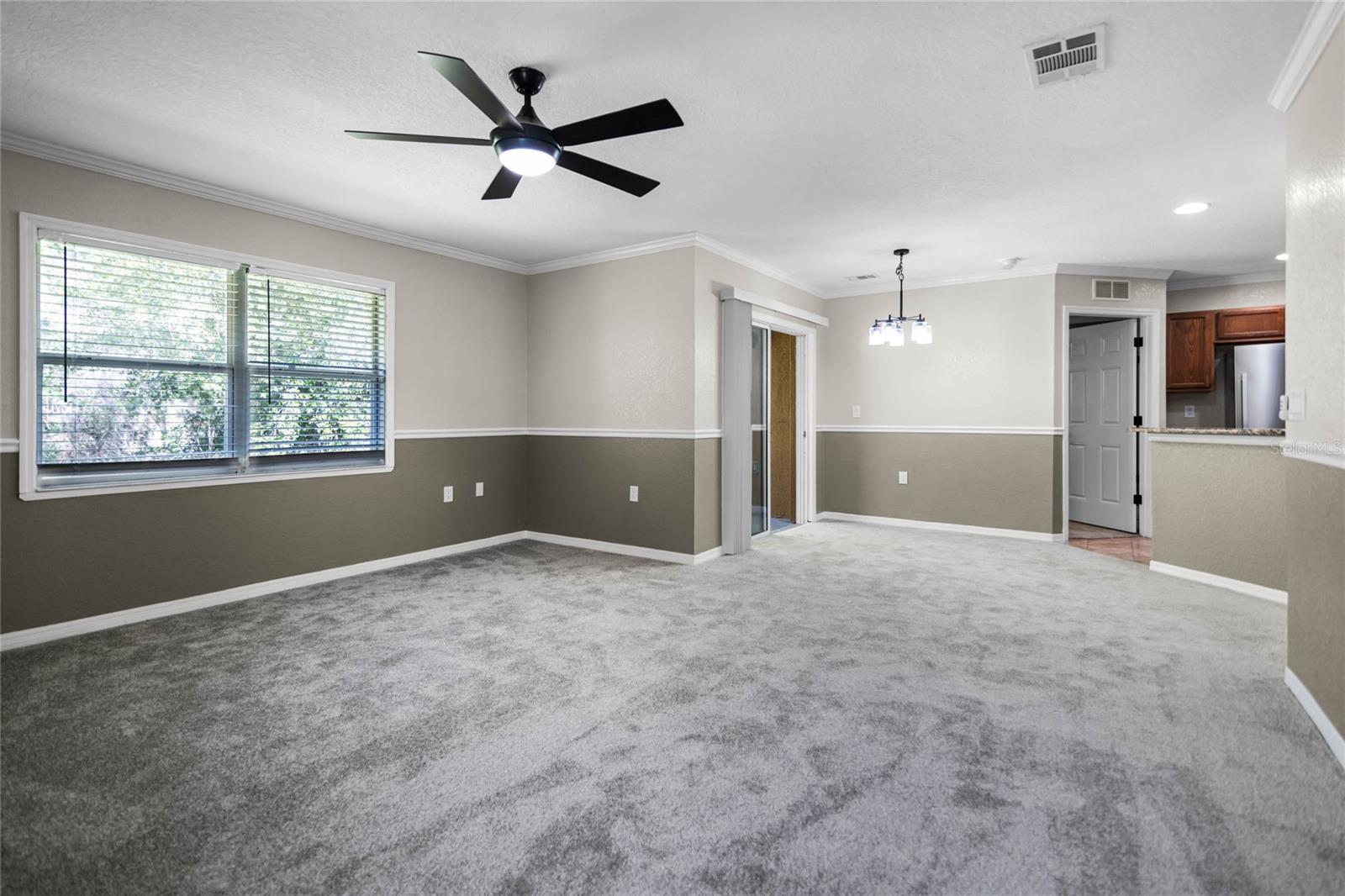 4600 E MOODY BLVD #9N