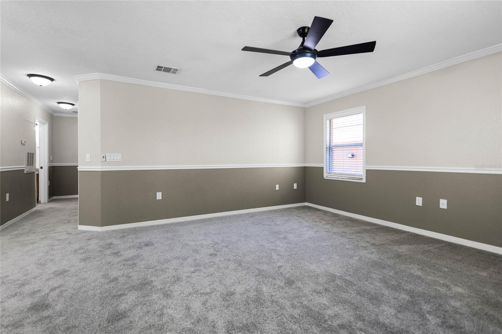 4600 E MOODY BLVD #9N