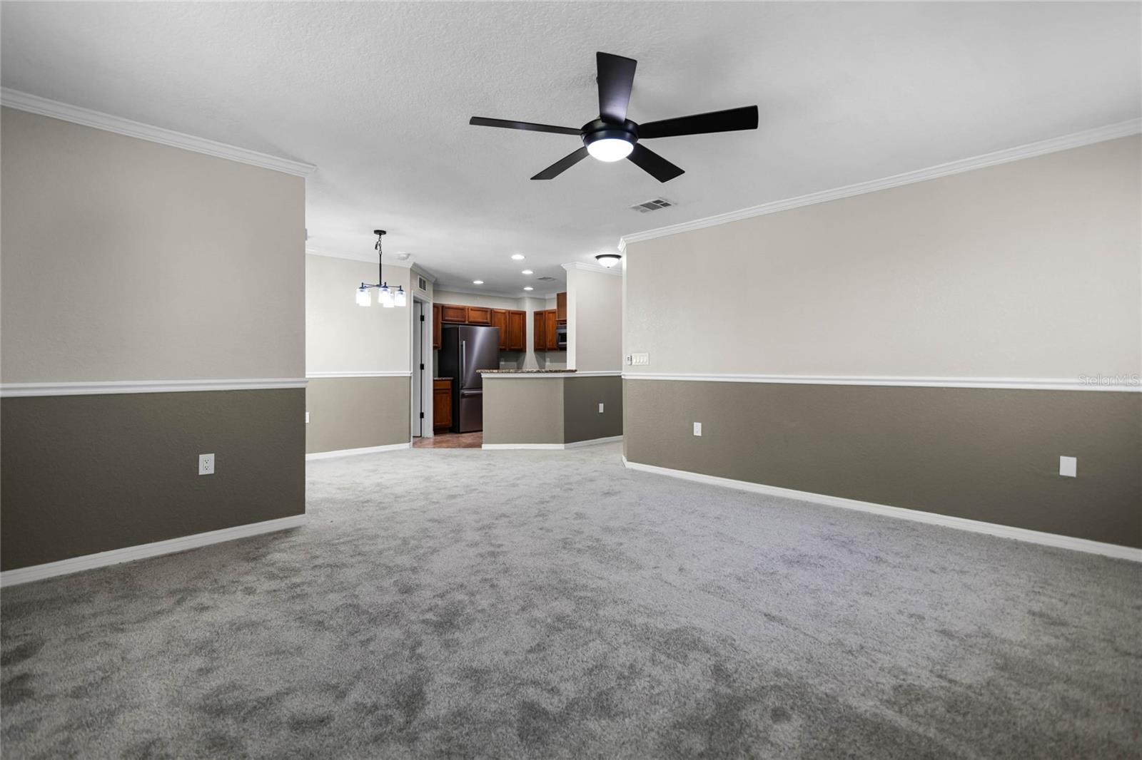 4600 E MOODY BLVD #9N