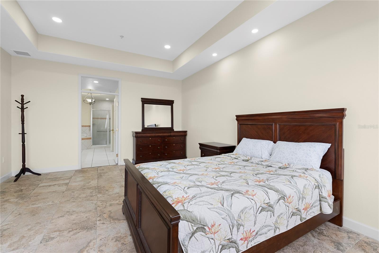 8749 THE ESPLANADE #16