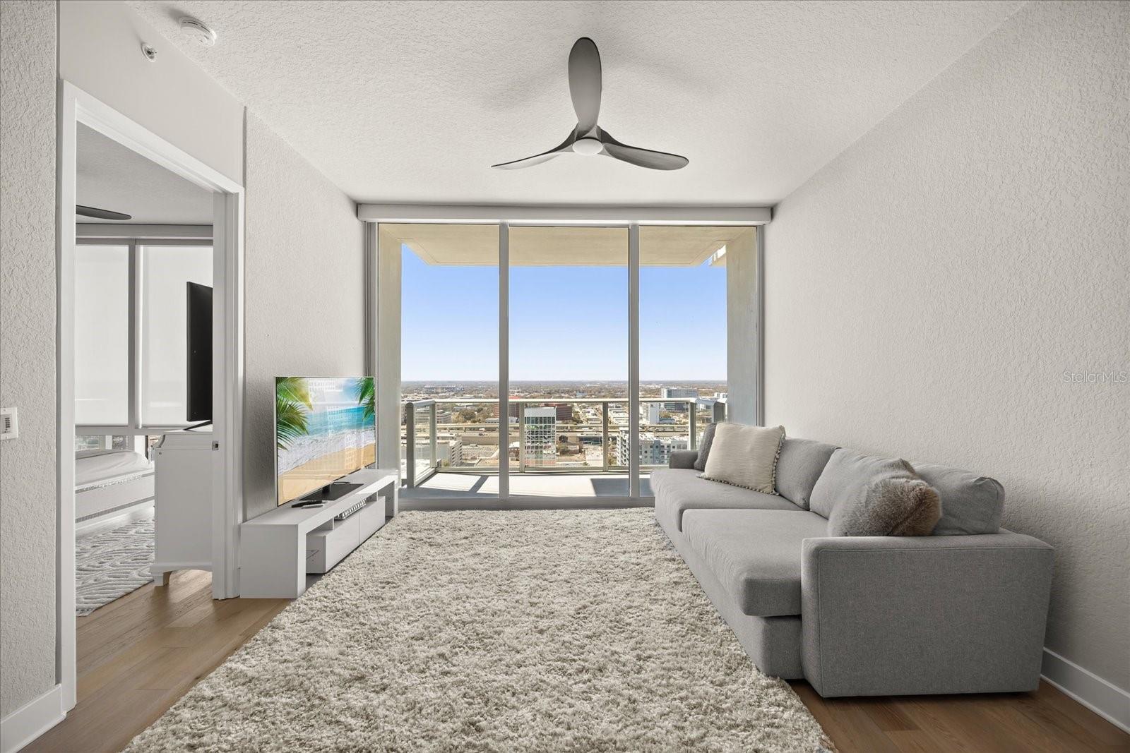 150 E ROBINSON ST #26B