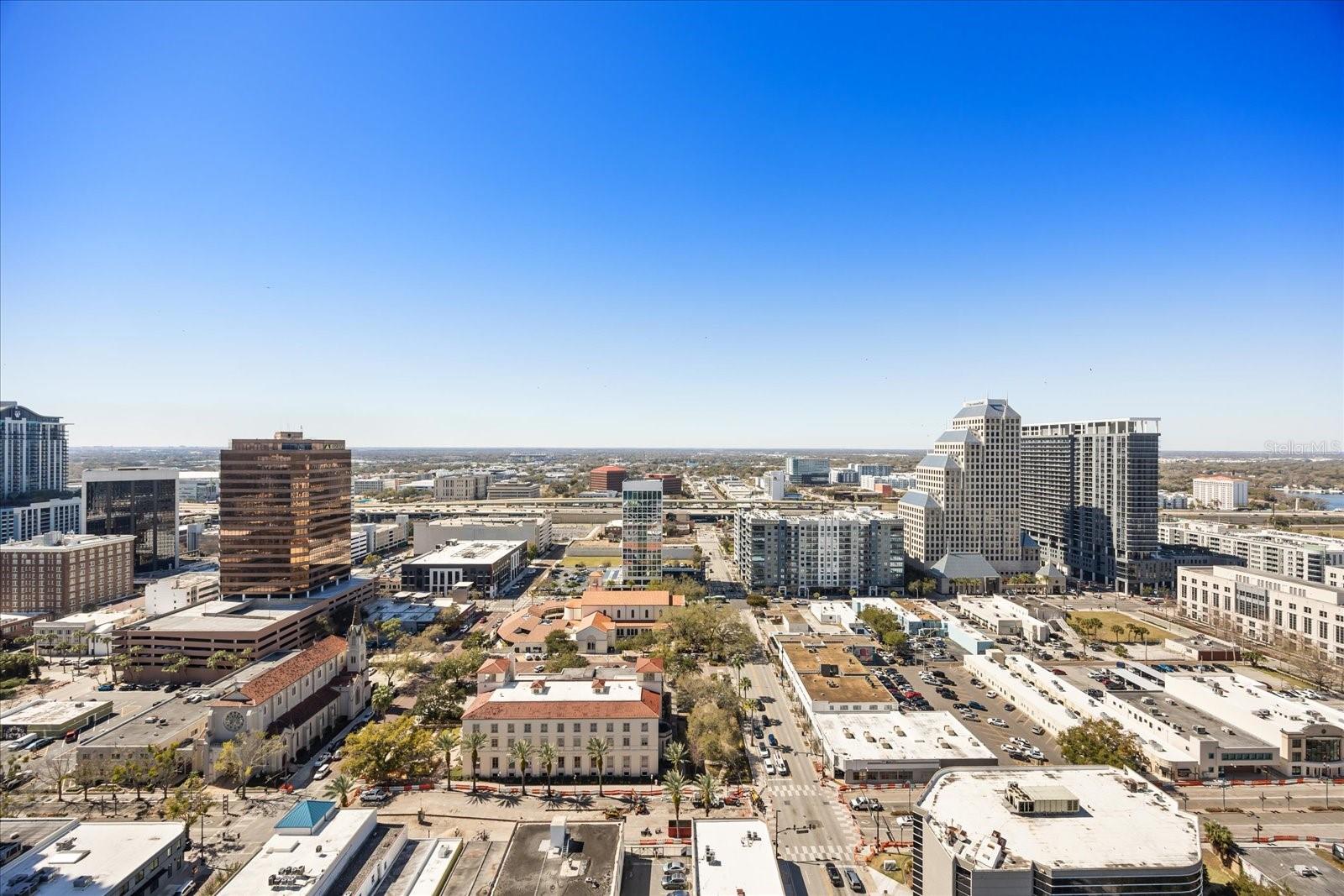 150 E ROBINSON ST #26B