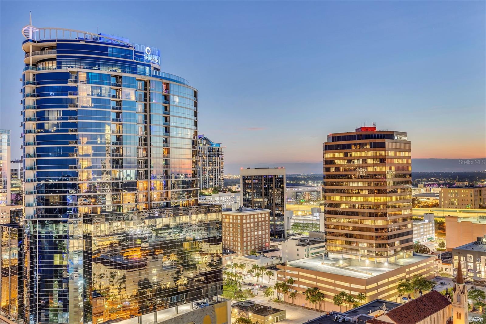 150 E ROBINSON ST #26B