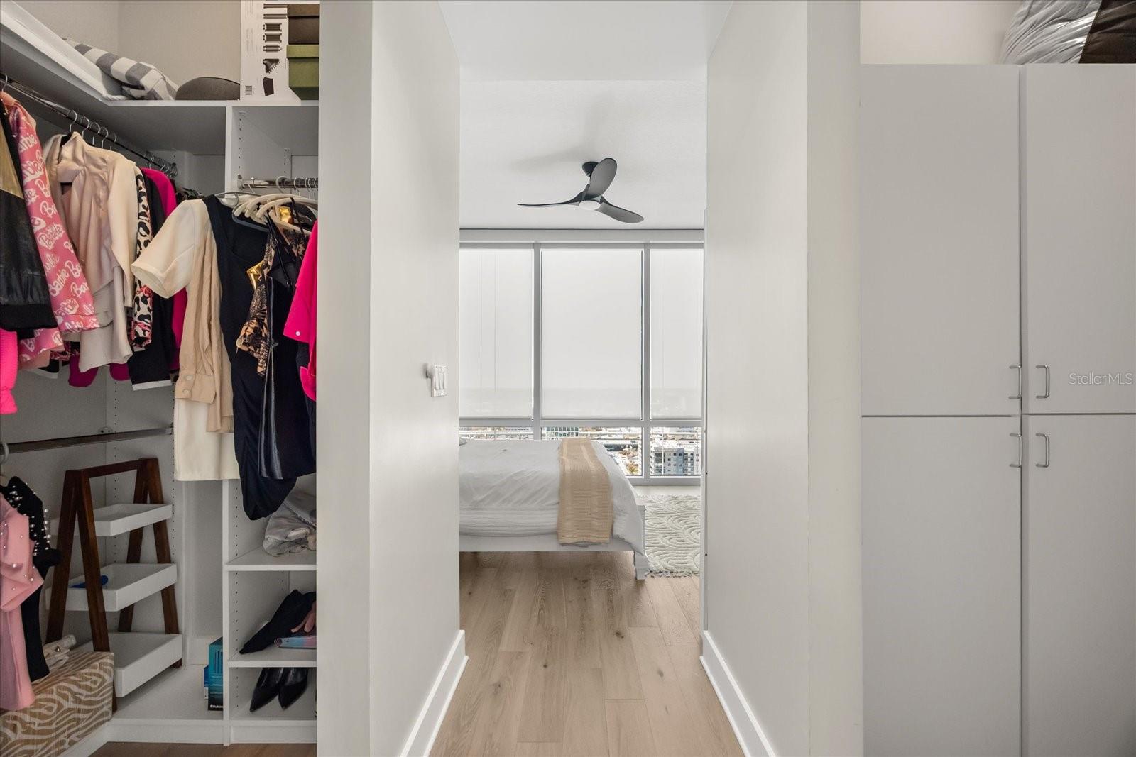 150 E ROBINSON ST #26B