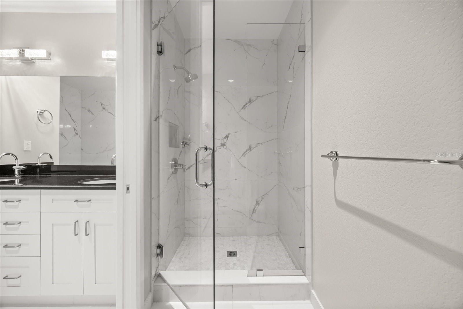 150 E ROBINSON ST #26B