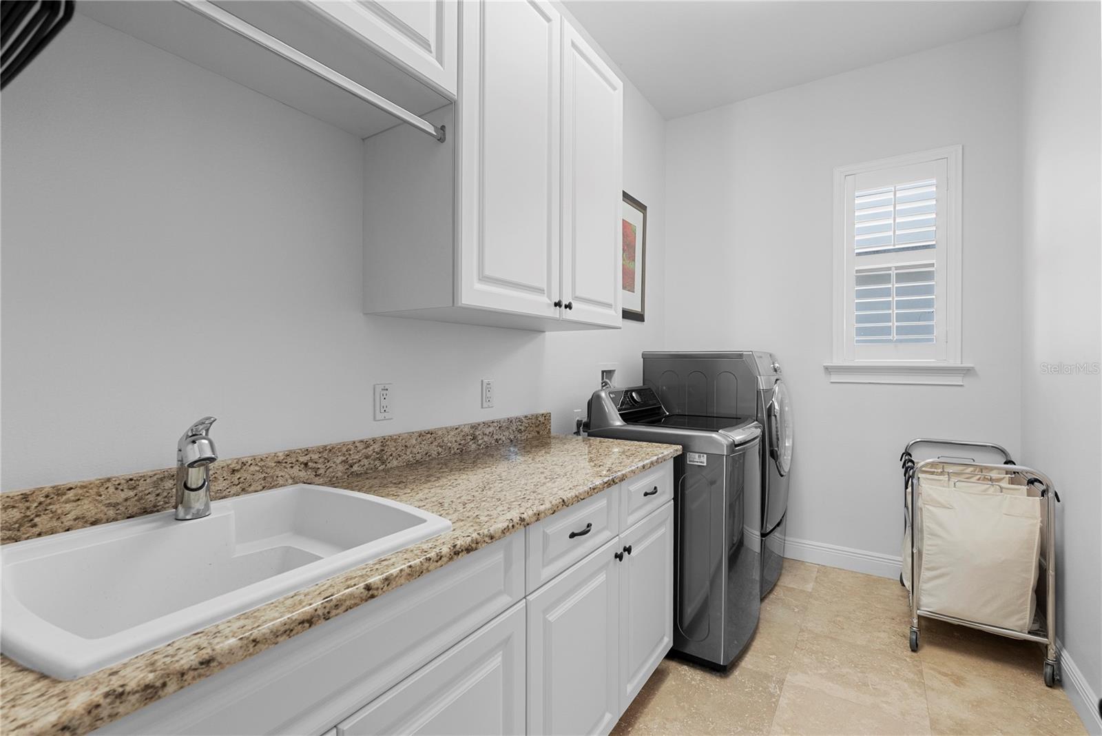 438 Harbour Oaks Pointe Dr