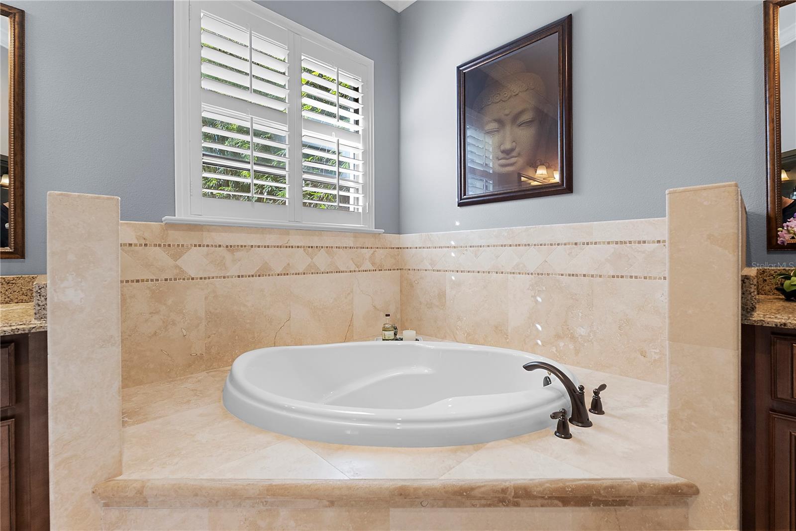 438 Harbour Oaks Pointe Dr