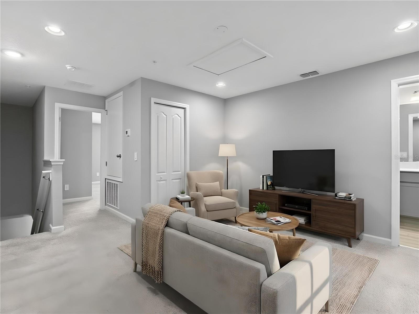 463 CAPE HONEYSUCKLE PL