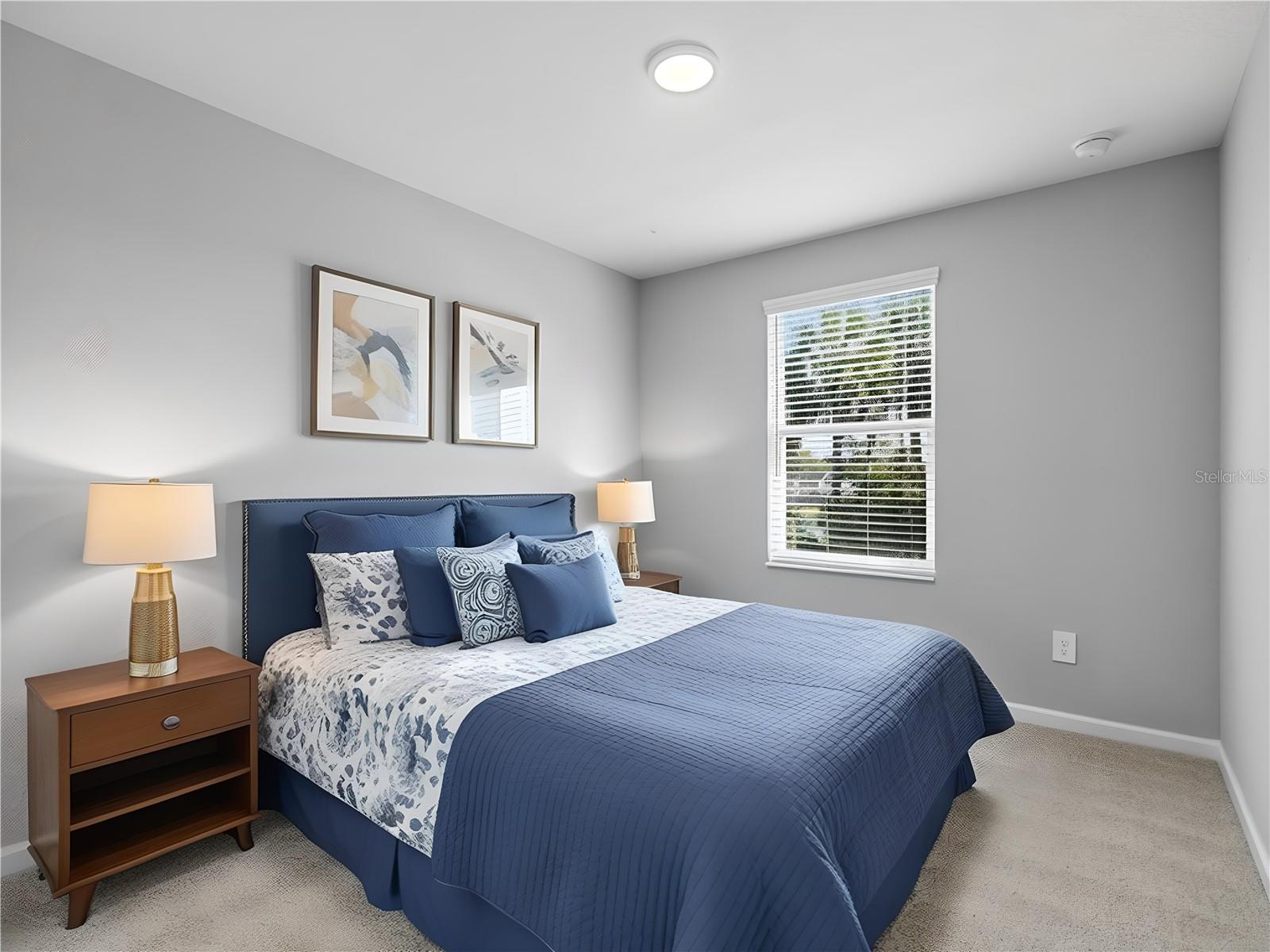 463 CAPE HONEYSUCKLE PL