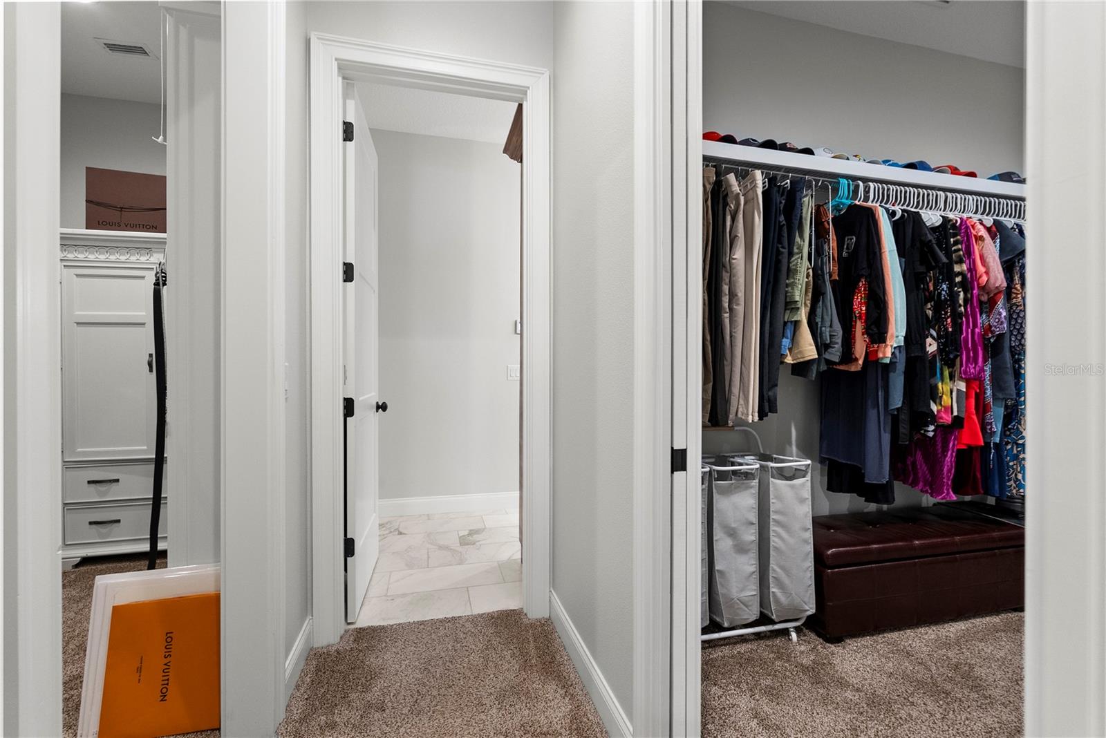 504 YELLOW SUBMARINE CT