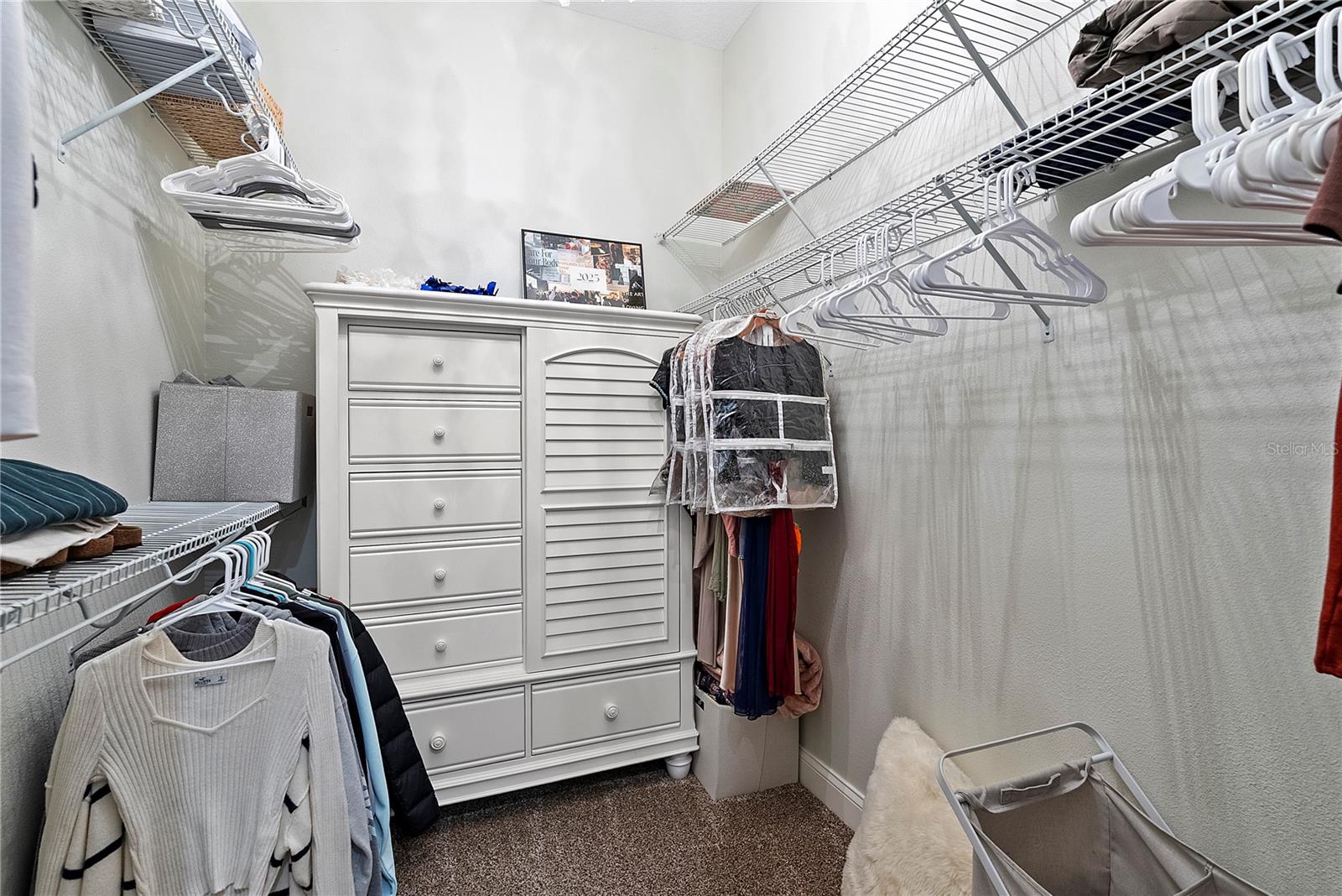 504 YELLOW SUBMARINE CT