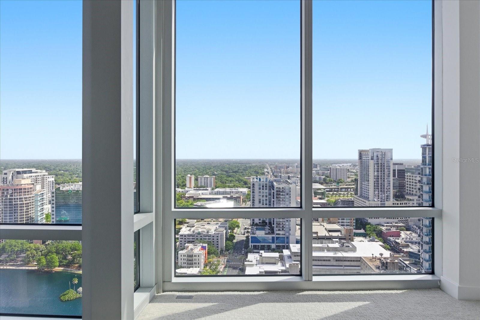 150 E ROBINSON ST #30C