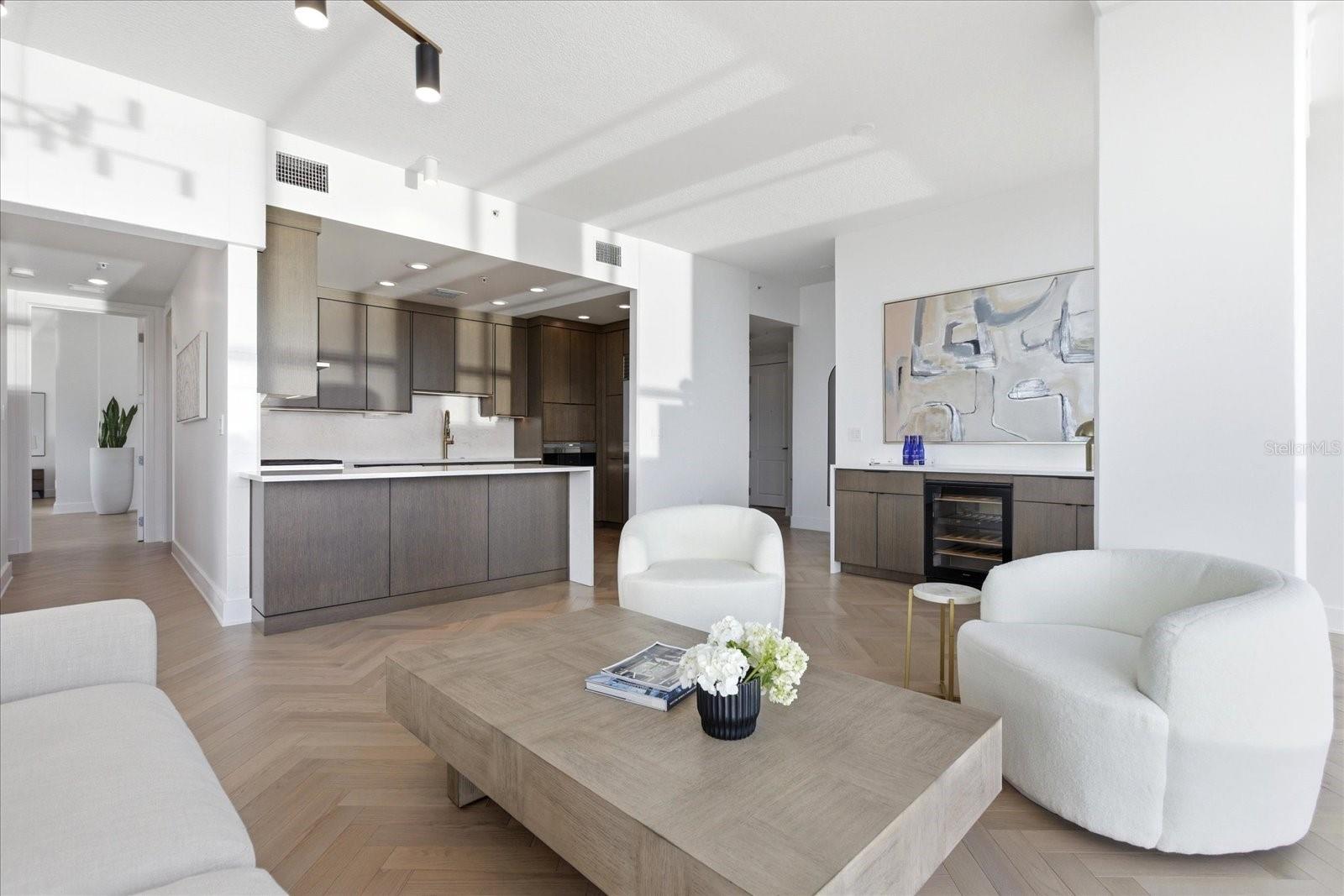 150 E ROBINSON ST #30C