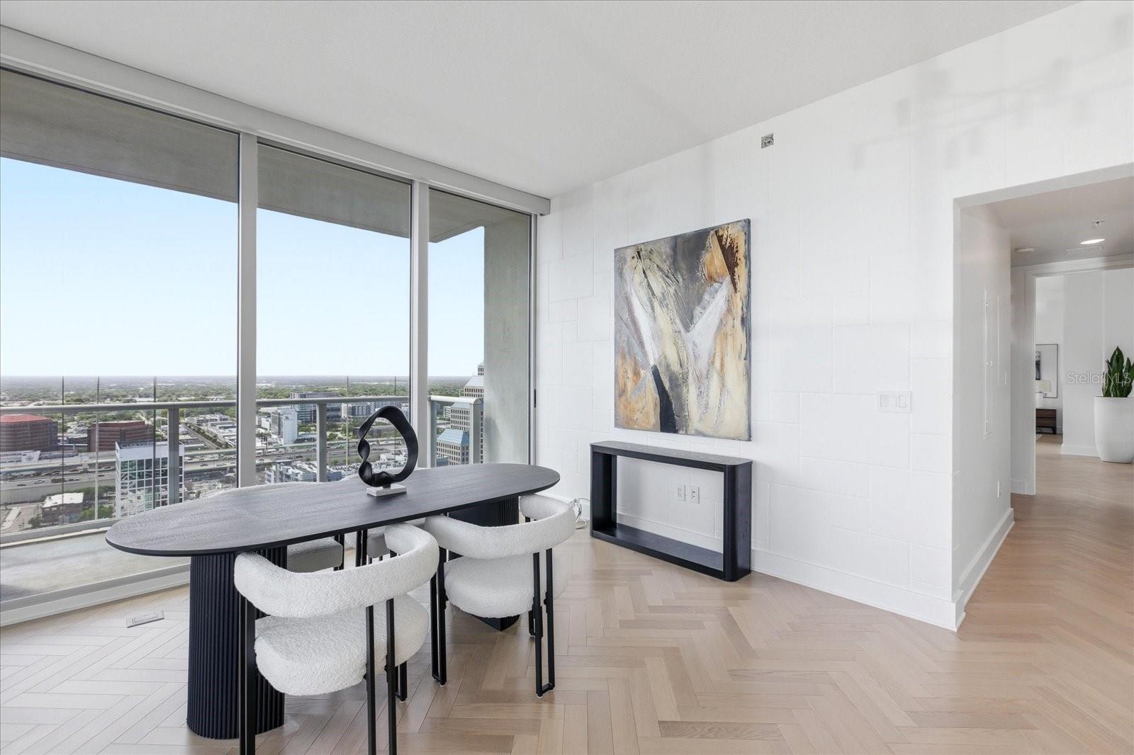 150 E ROBINSON ST #30C