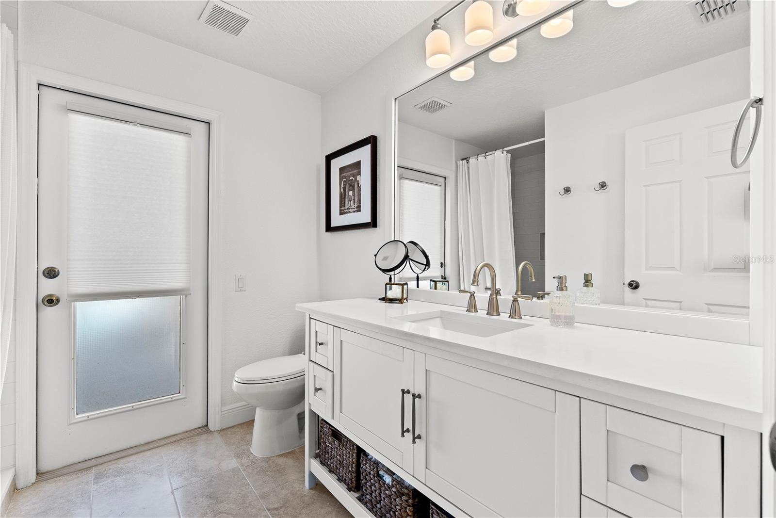 6569 CRESTMONT GLEN LN