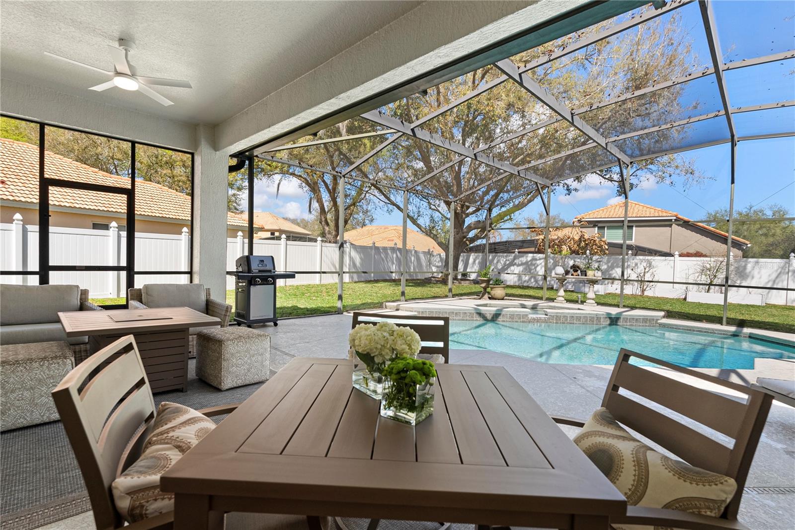 6569 CRESTMONT GLEN LN