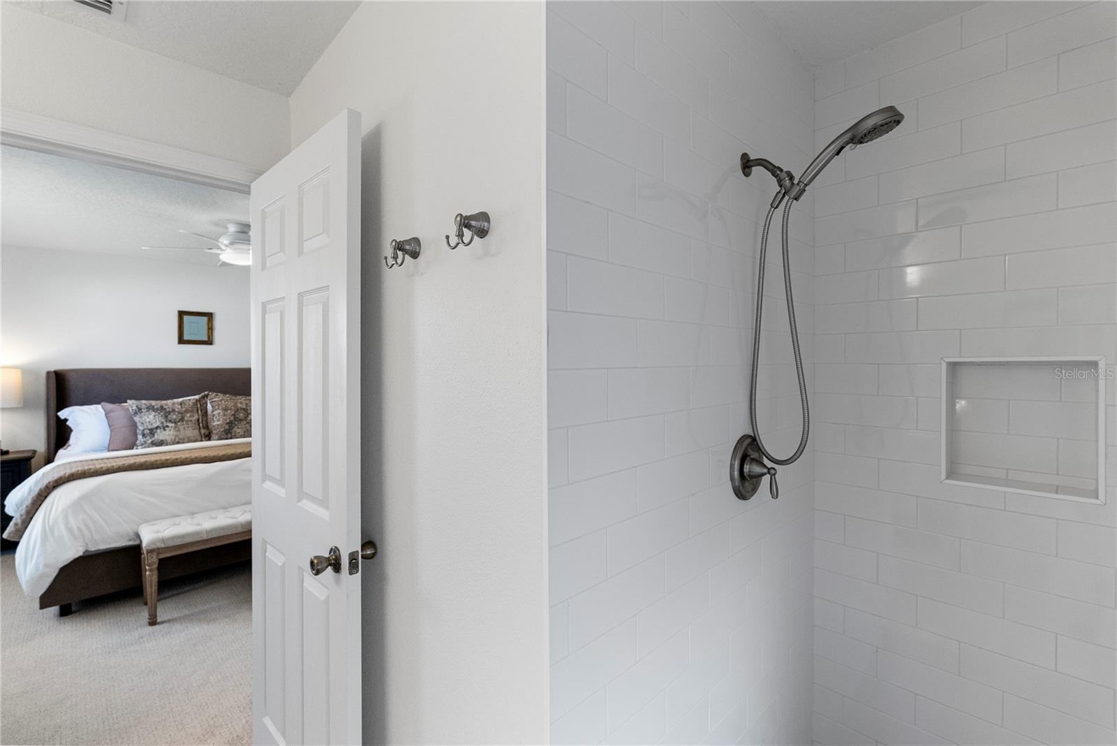 6569 CRESTMONT GLEN LN