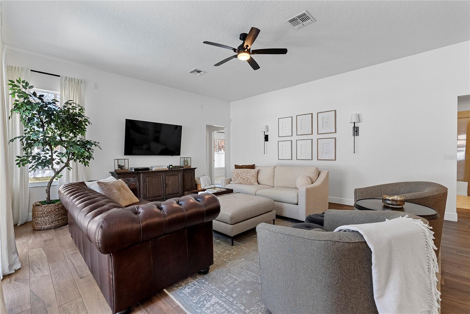 6569 CRESTMONT GLEN LN