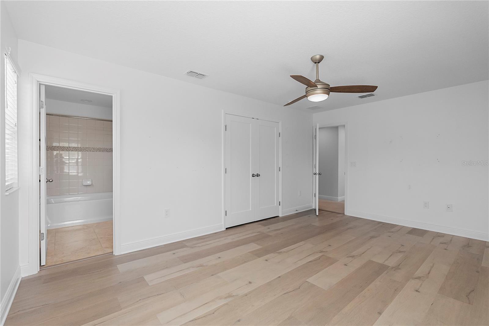 6613 MERRICK LANDING BLVD